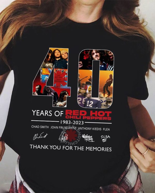 Red Hot Chili Peppers  Tshirt 42